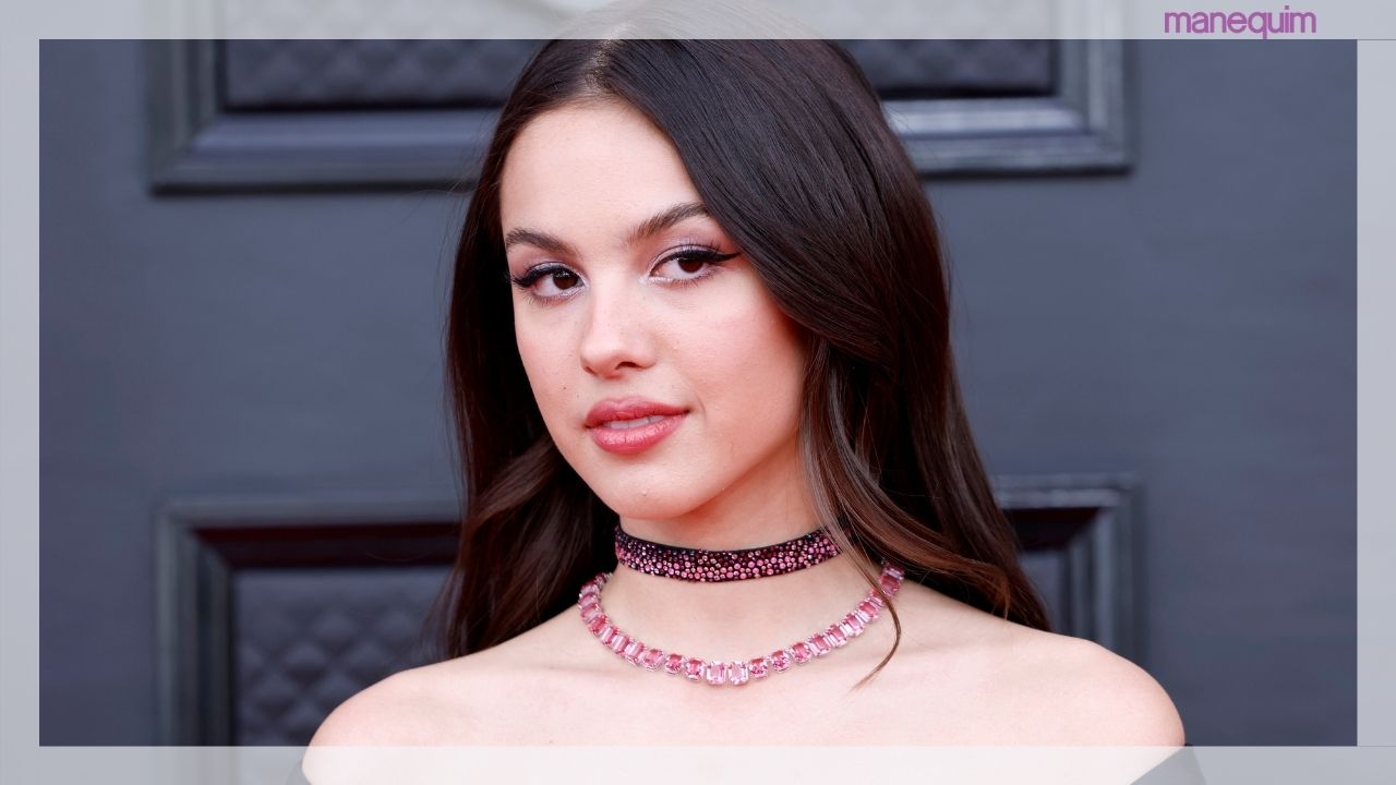 Look BEM diferentão de Olivia Rodrigo divide opiniões na internet