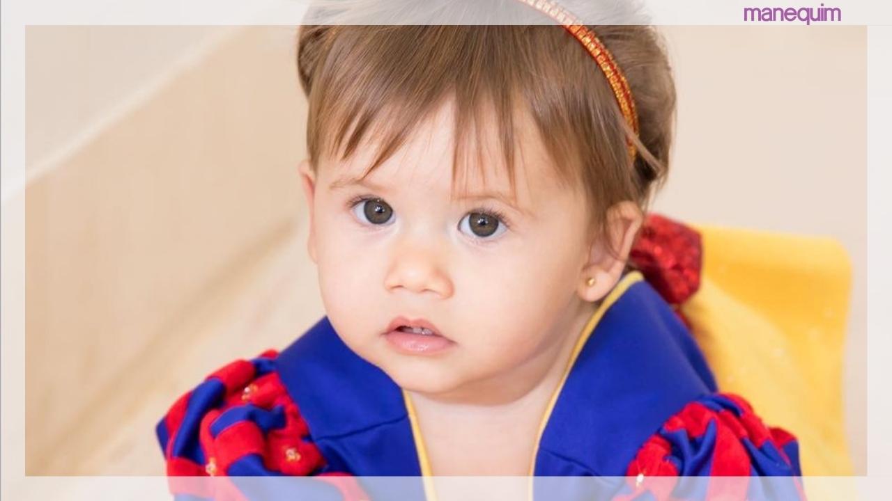 Maria Alice estava uma fofura em seu mêsversário