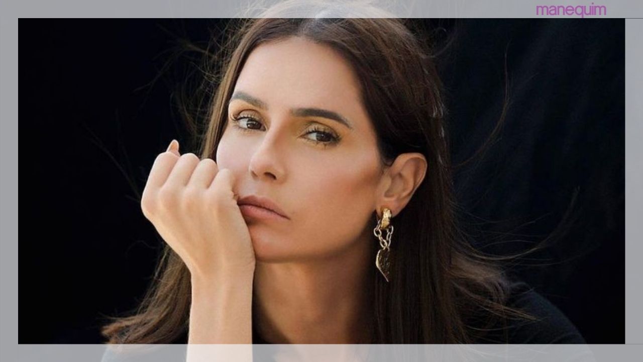 Deborah Secco vestido branco