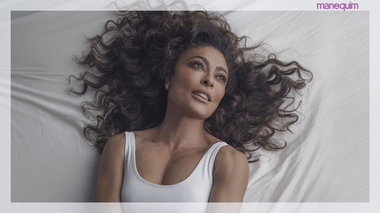 Juliana Paes aparece deslumbrante com look divertido carregado no brilho