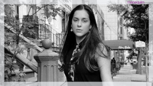 Curtindo NYC! Sophia Abrahão aposta em look all black e detalhe sofisticado