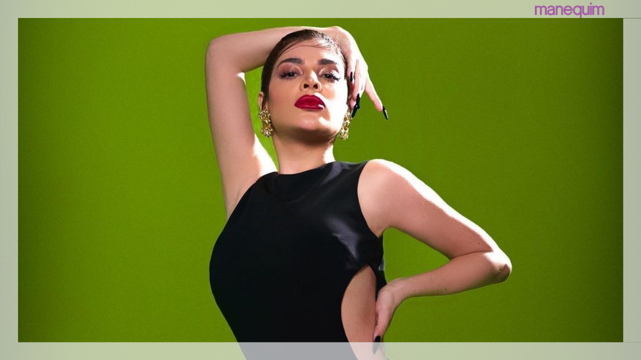 Lendária! Gkay surge com visual grifado mega classudo e estética all black