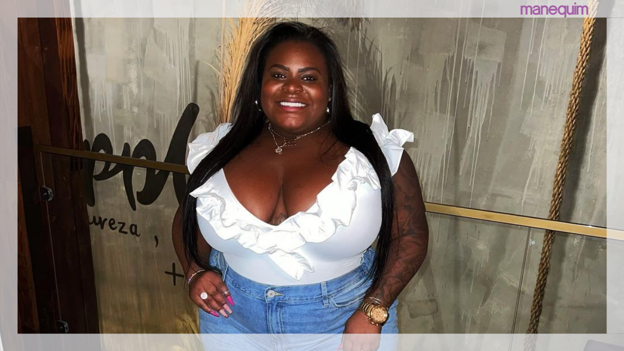 Jojo Todynho usa vestido vermelho vibrante em produção elegante
