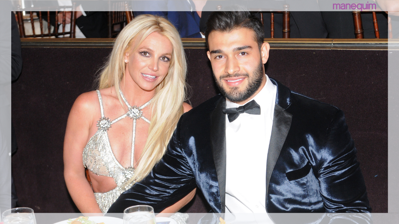 Britney Spears escolhe vestido de noiva com toque clássico e sexy com fenda lateral