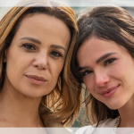 Bruna Marquezine e Vannessa Gerbelli recriam foto de quase 20 anos