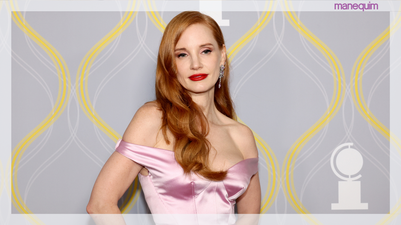 Jessica Chastain usa vestido magnífico rosa de seda dos sonhos