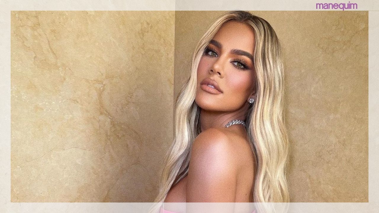 Khloé Kardashian usa apenas macacão segunda pele nude