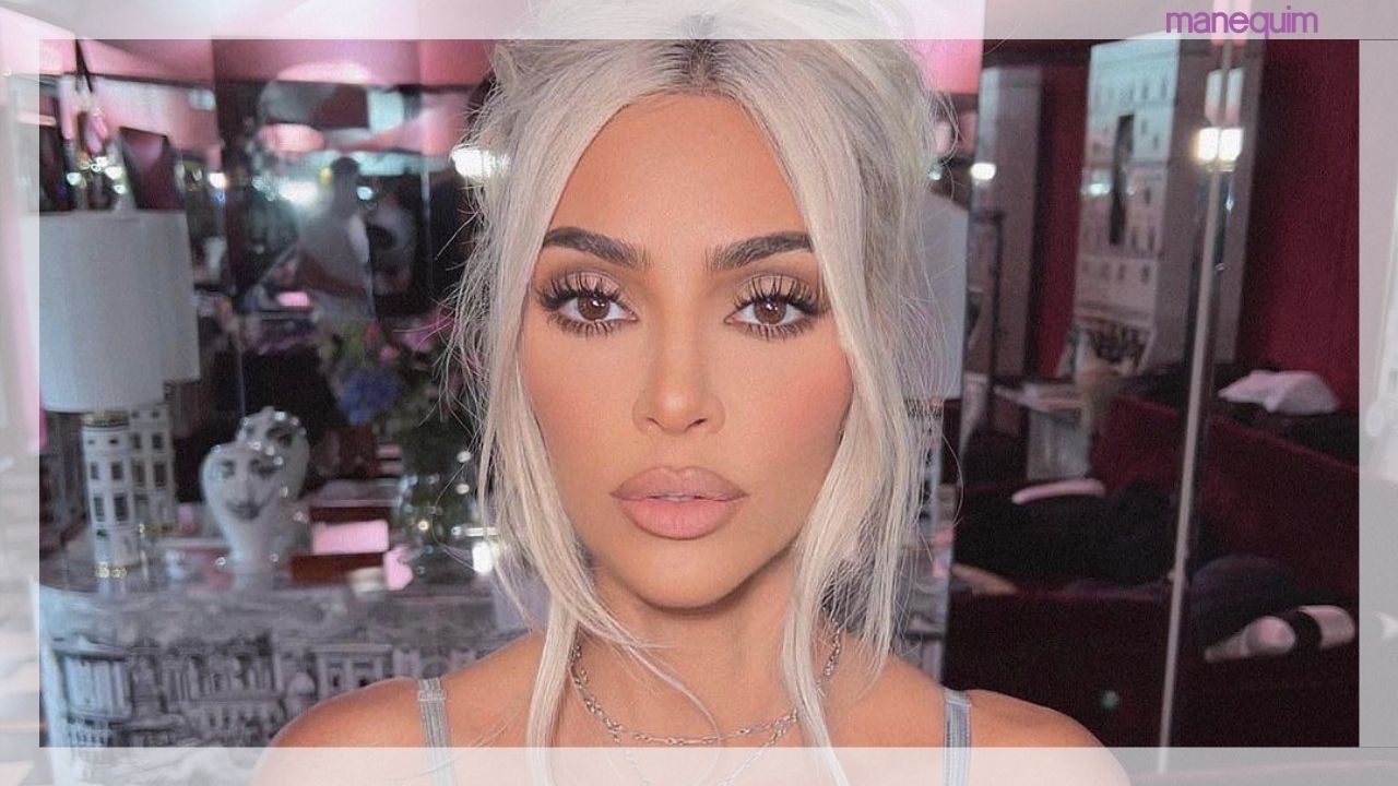 Kim Kardashian macacão segunda pele