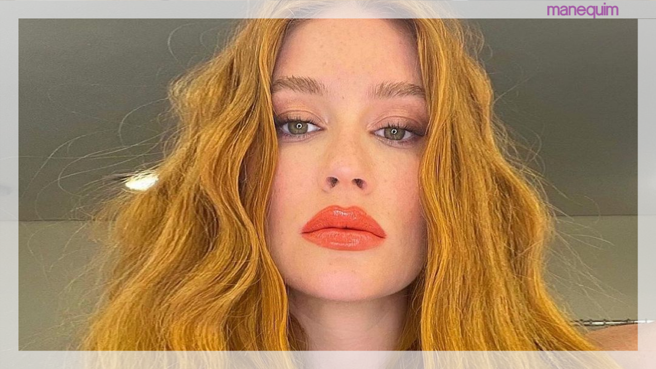 Marina Ruy Barbosa aposta em look praiano com paetê e saia verde