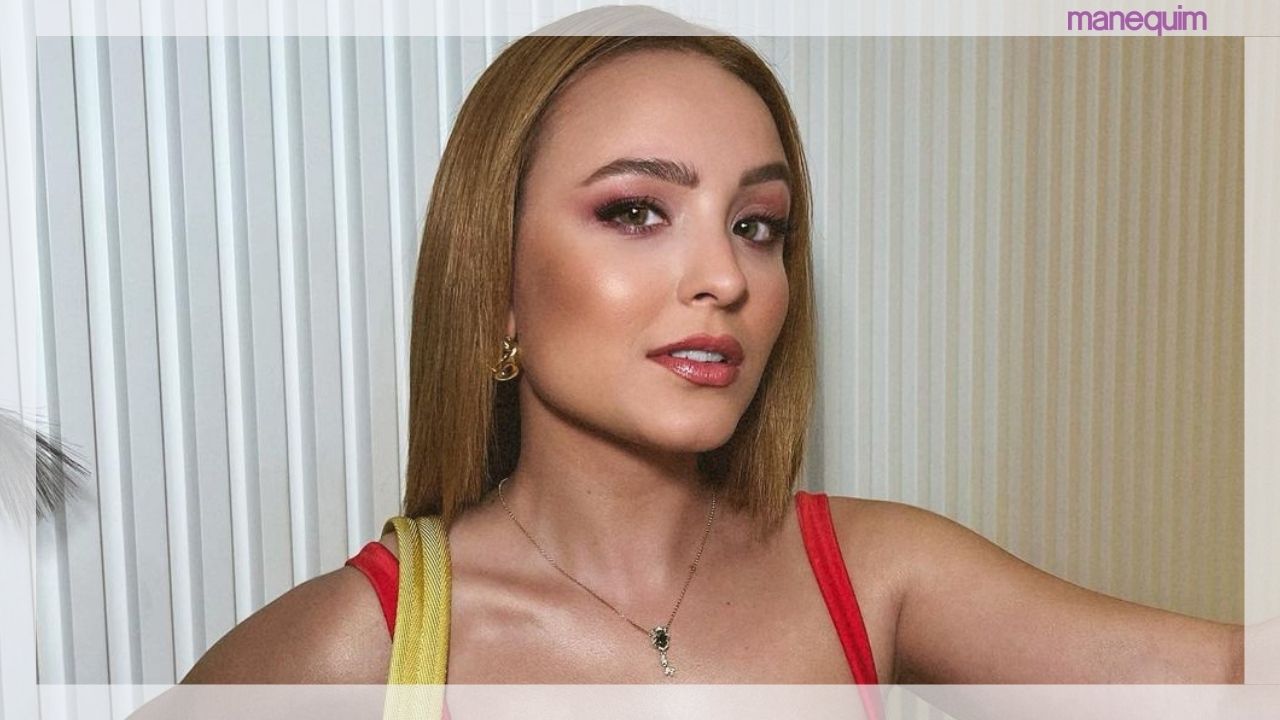 Sandália de brilhantes e calça de cetim: Larissa Manoela arrasa no look pink