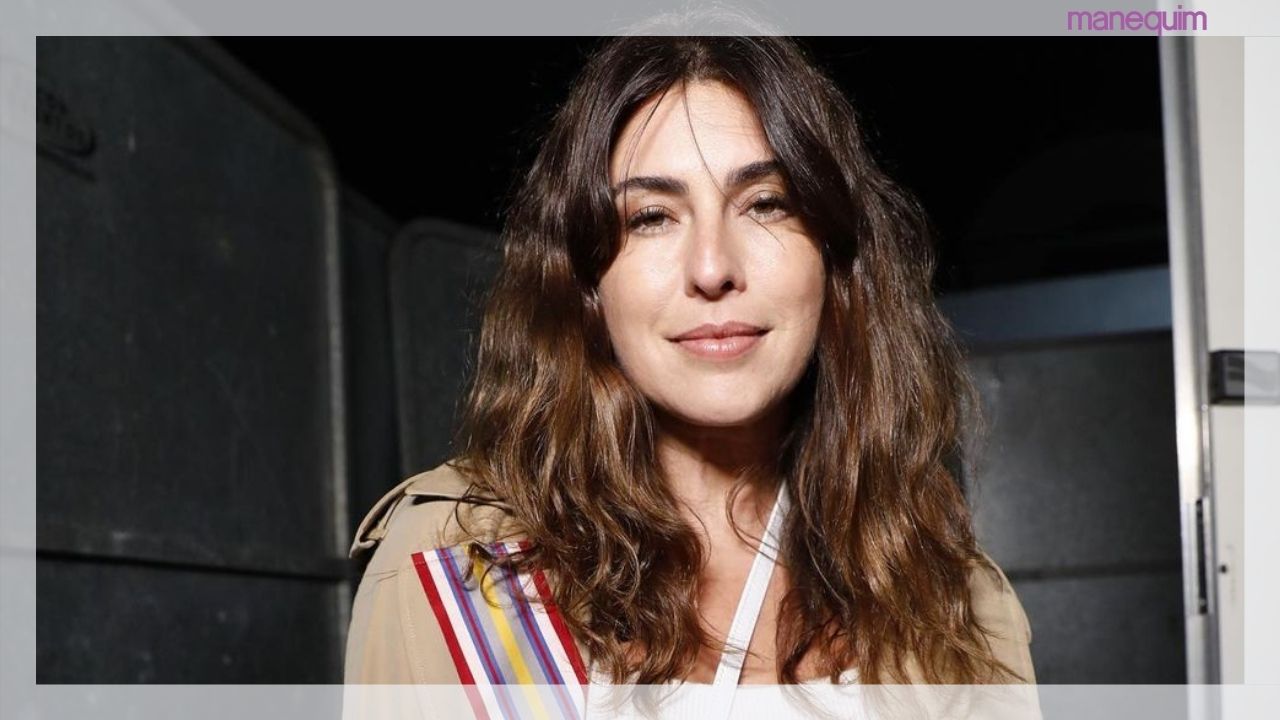 Dama de Vermelho! Fernanda Paes Leme surge com look todo em couro