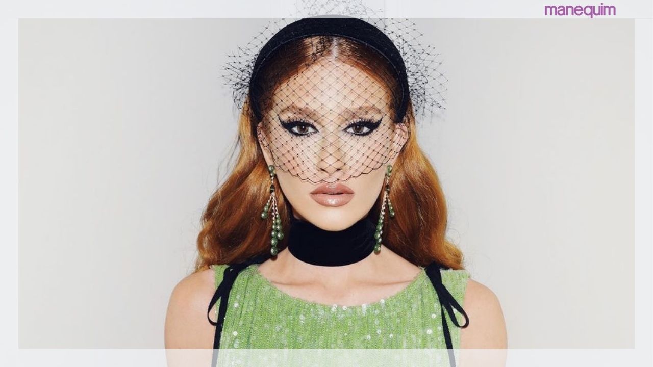 Marina Ruy Barbosa brilhou em look vermelho de vinil e podemos provar!