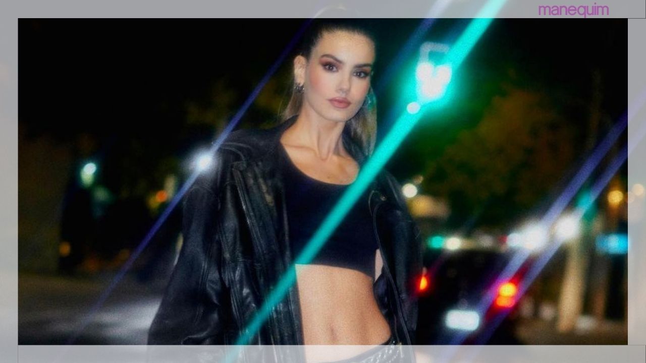 Look total black E BEM FUTURISTA é escolha unânime entre famosos para o show de Rosalía