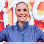 Ivete Sangalo aposta em look total couro e sapato diferentão que rouba a cena