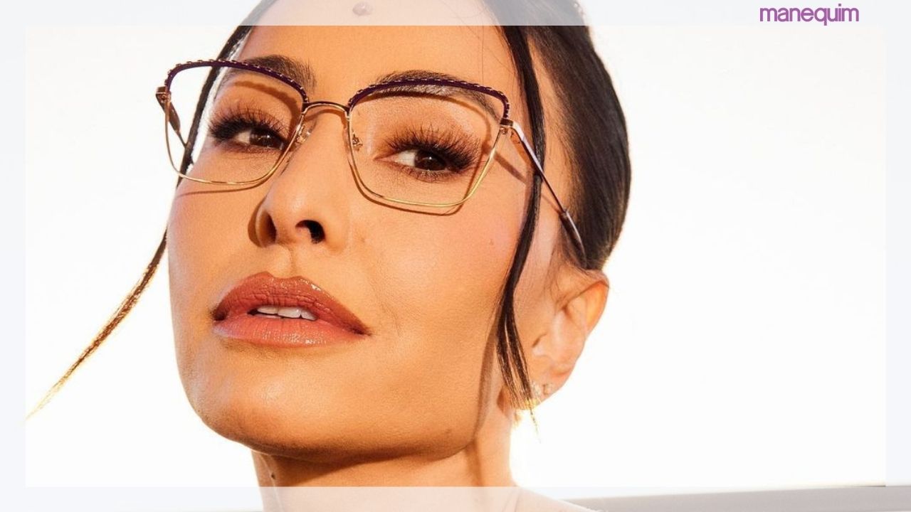 Sapato invisível e terninho? Tudo sobre o look modern chic de Sabrina Sato!