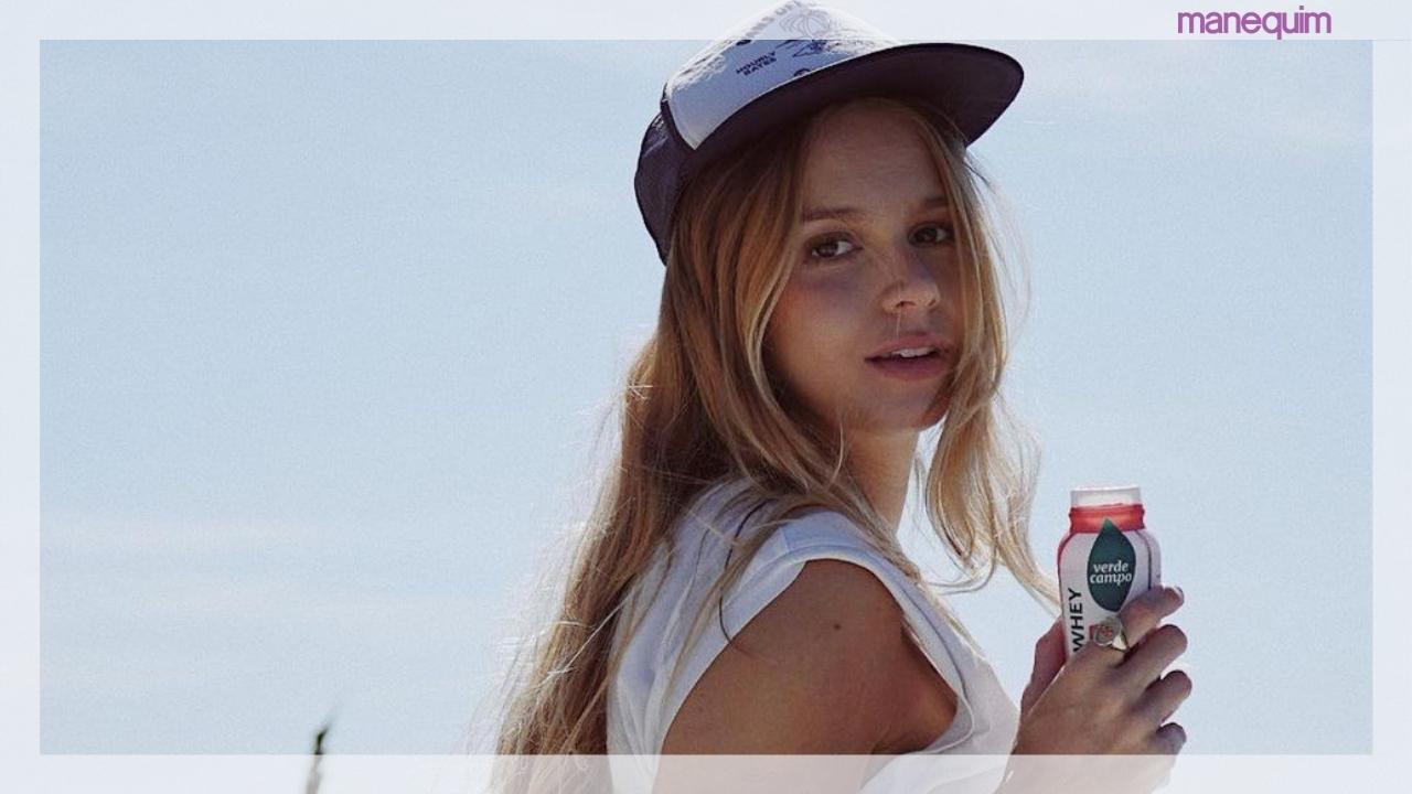 Prestes a dar à luz, Isa Scherer surge com barriga a mostra e look estiloso!