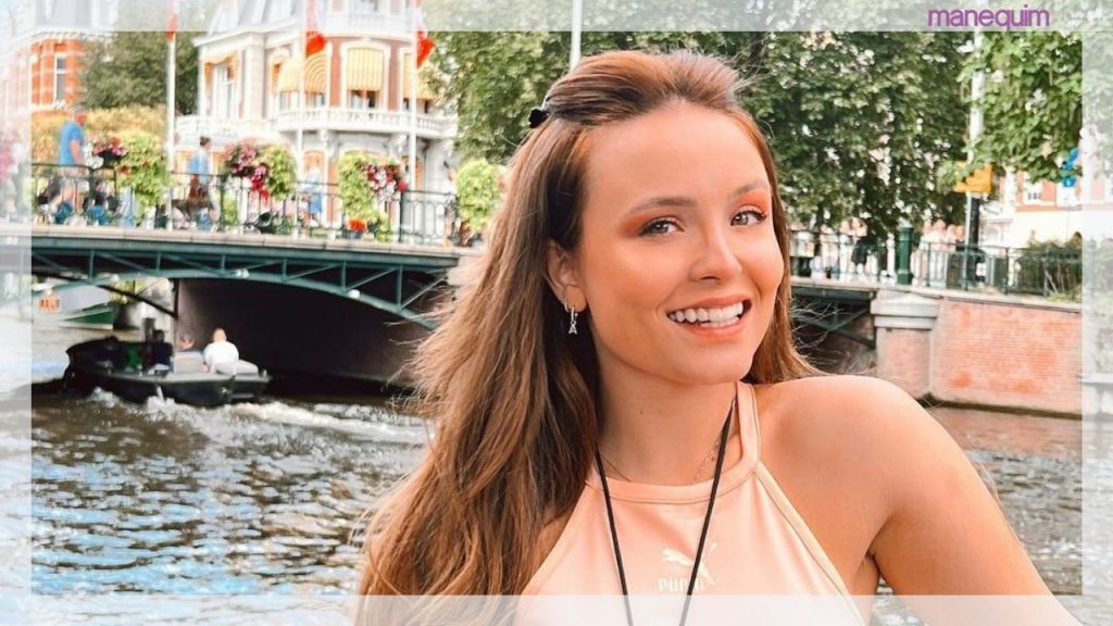 Amsterdã com muito estilo: Larissa Manoela usa look tendência na viagem!