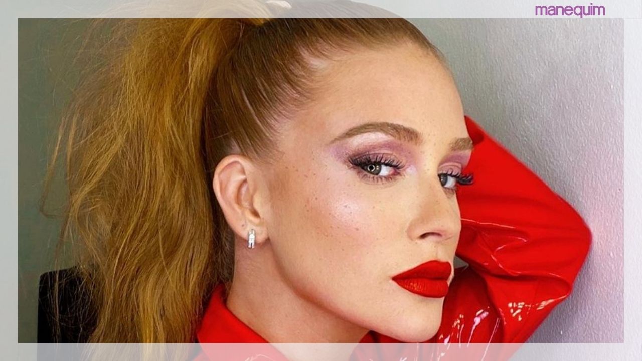 Marina Ruy Barbosa escolhe peça vintage da grife Dior e aparece deslumbrante