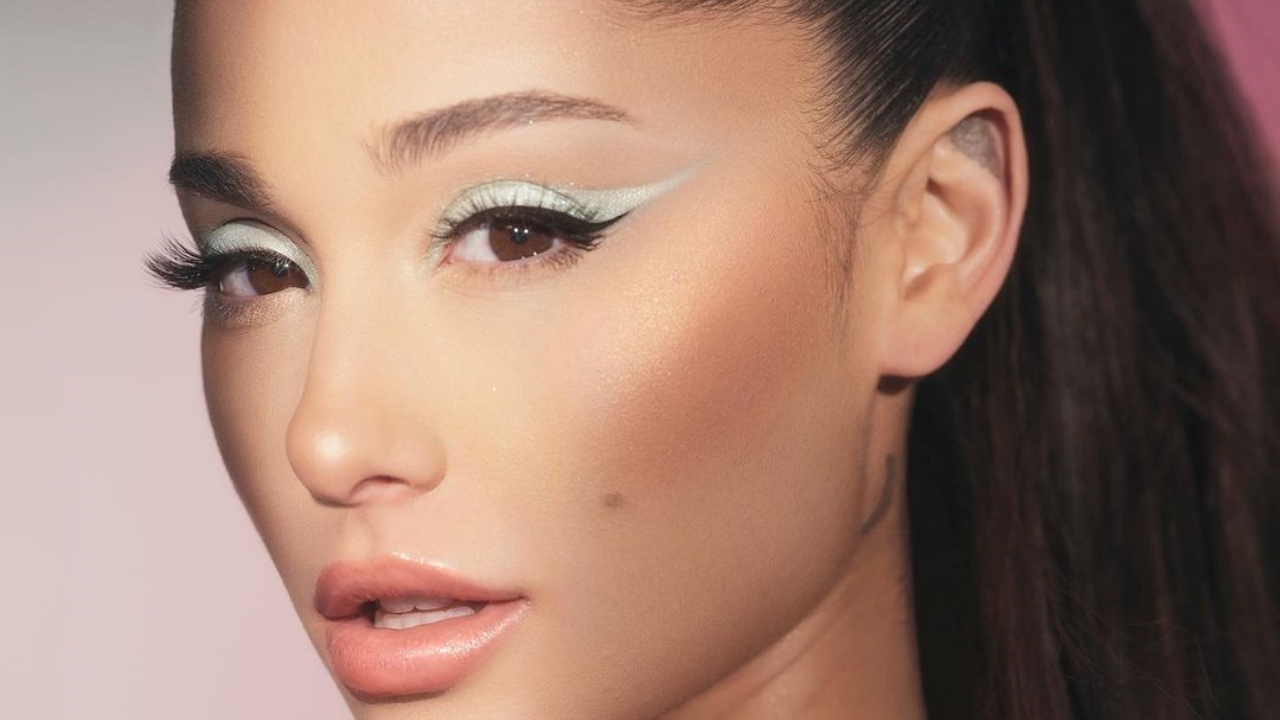 NOVA ERA! Ariana Grande radicaliza e surge em novo visual