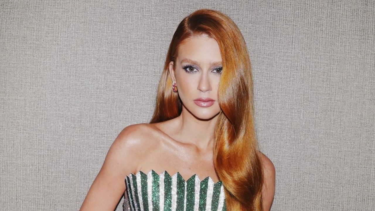 Marina Ruy Barbosa surge deslumbrante em corset brilhante de R$14 mil