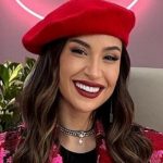 Influenciadora de sucesso! Bianca Andrade surge à la Emily em Paris