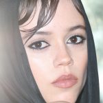 Wandinha: Jenna Ortega se joga na estética gótica e surge em look inusitado